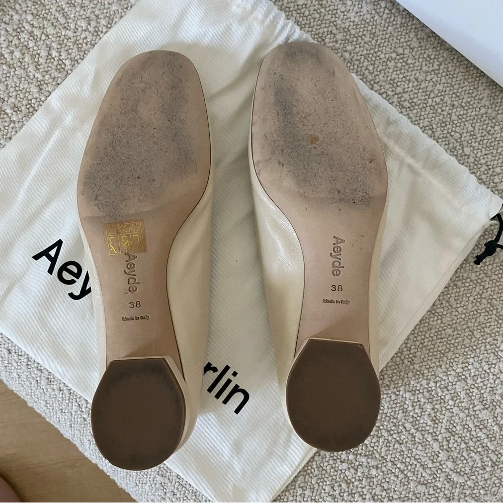 Aeyde Darya bow-detailed glossed-leather ballet flats Italian size 38